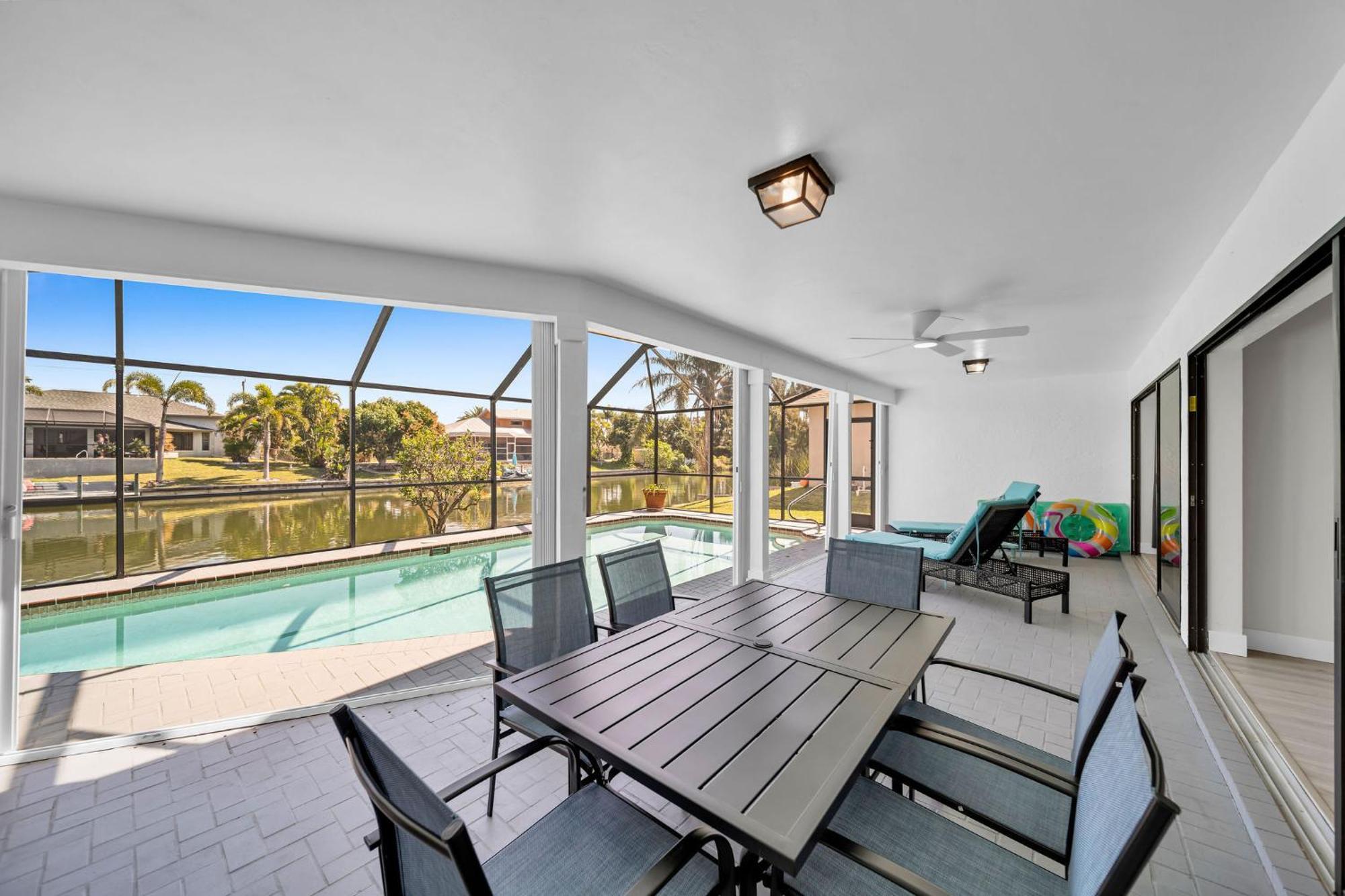 Luxury Waterfront Haven In - Dog-friendly Escape With Private Pool *