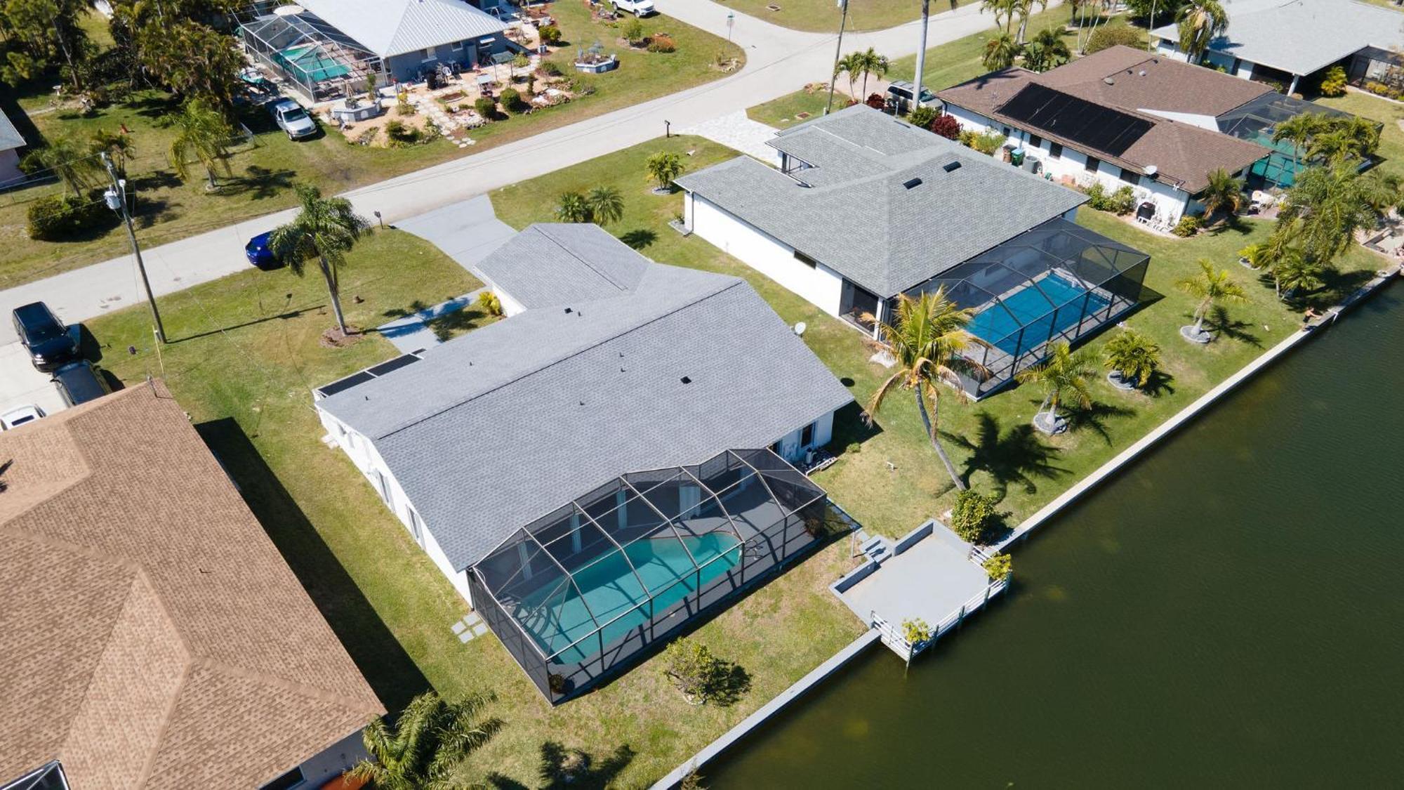 Luxury Waterfront Haven In - Dog-friendly Escape With Private Pool * Cape Coral